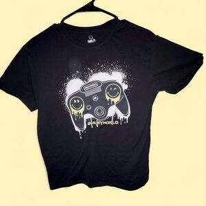 SmileyWorld Game On Graphic Tee Boys XL (14) Black Gamer Shirt